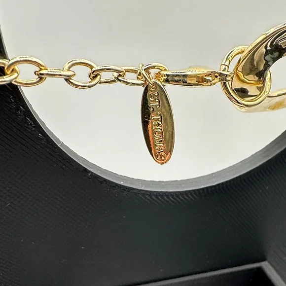 NWT Elegant Hammered Gold Chain Necklace retails $40 - Picture 7 of 7